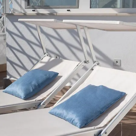 Seaview Luxury Penthouse - Fesca Apartment *