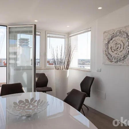 Seaview Luxury Penthouse - Fesca Apartament
