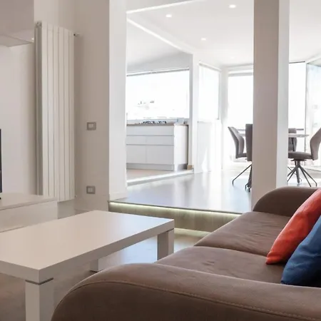 Seaview Luxury Penthouse - Fesca Apartment *